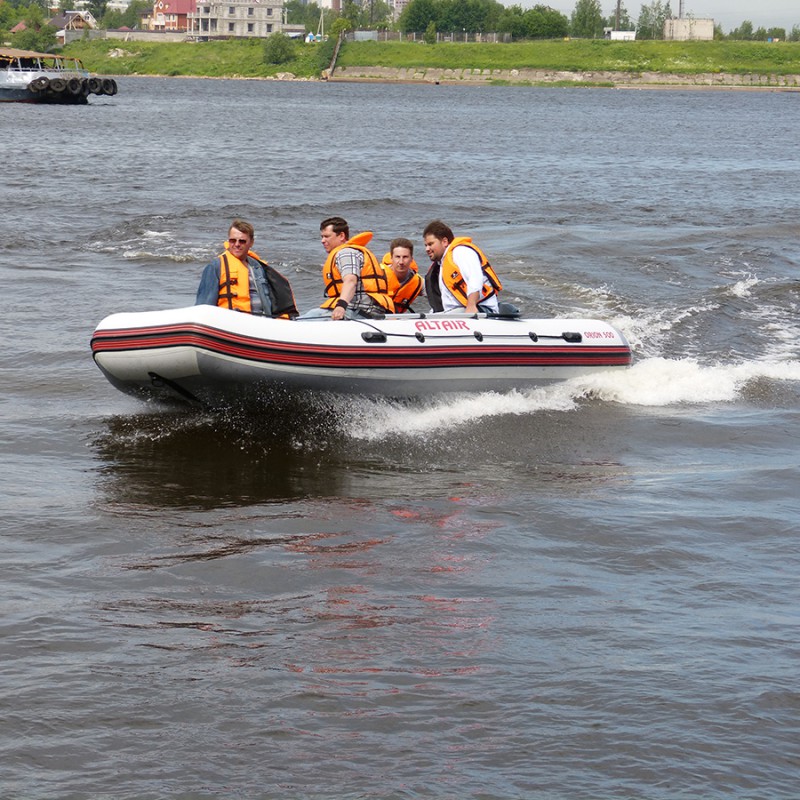 Altair Orion 550 L (для моторов с дейдвудом “L”) Altair Orion 550 L (для моторов с дейдвудом “L”)